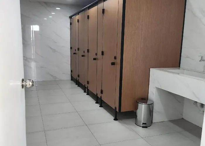 Victoria Towers D - 2 Bedroom Mejia Flat * Manila
